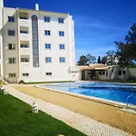 Vau Costa *